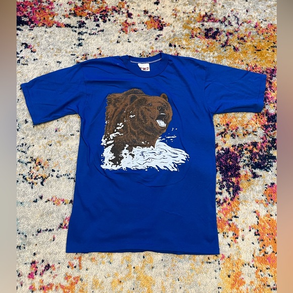 Other - Vintage Bear Shirt medium
